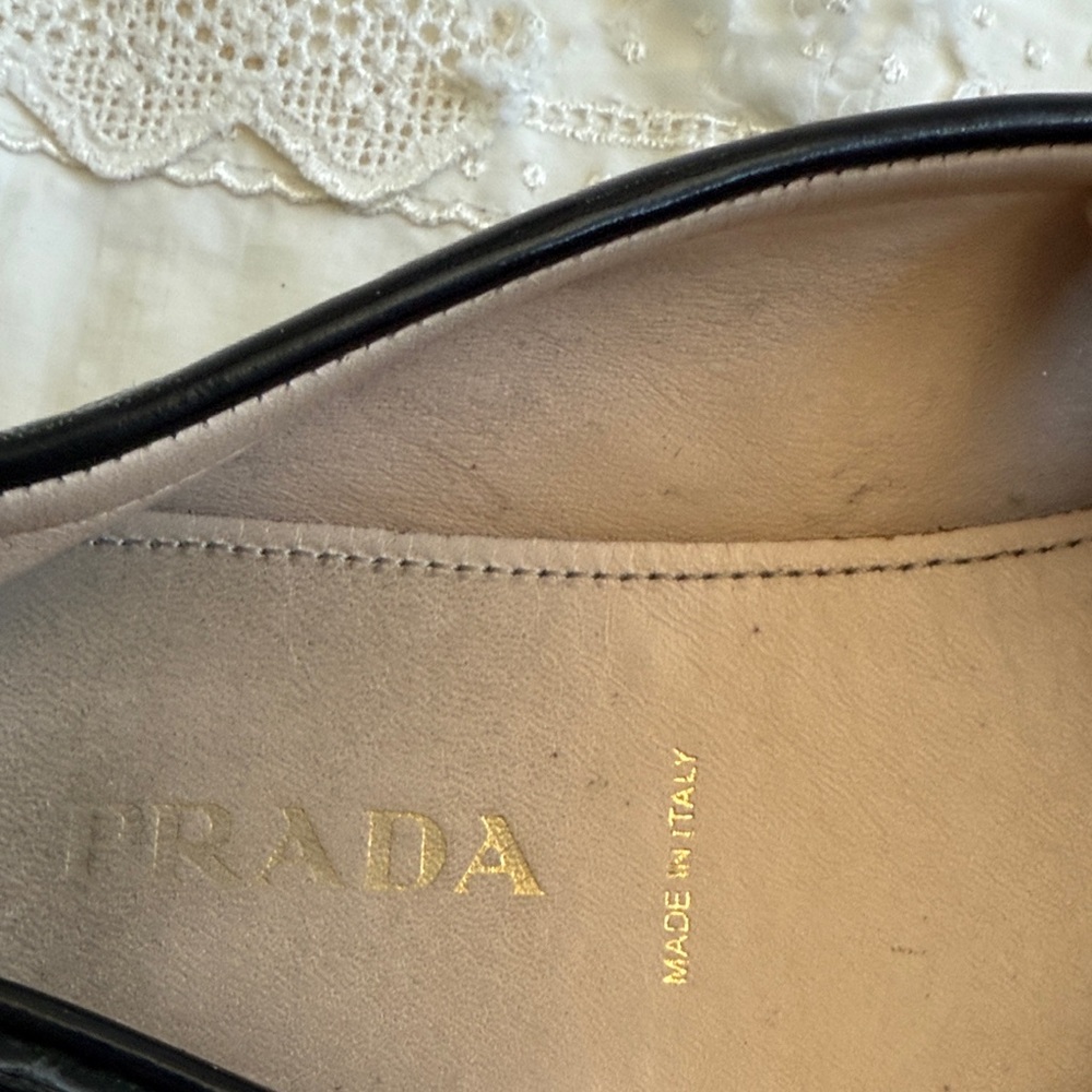 Prada Patent Driving Loafer - Picture 6 of 7